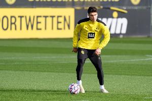 图片报：雷纳想去意甲，帕尔马报价600万欧&amp;多特要价1000万欧